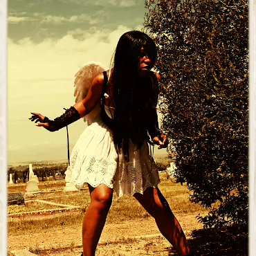 Ningyoo - Fallen Angel Our first shoot and everything went according to plan! Ningyoo, is a wonderful person but she also oozes modeling tallent . This was our first shoot together,...